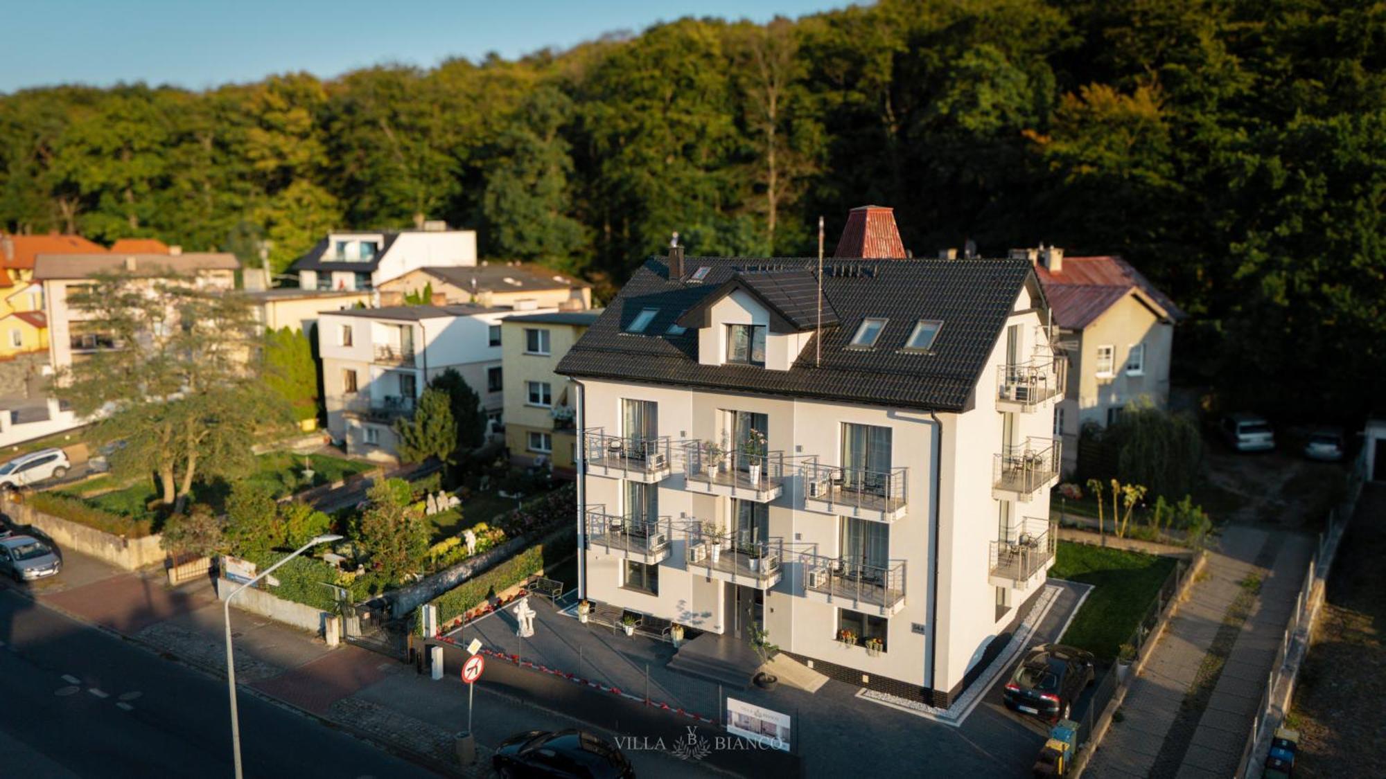 Villa Bianco ミエンジズドロイェ エクステリア 写真